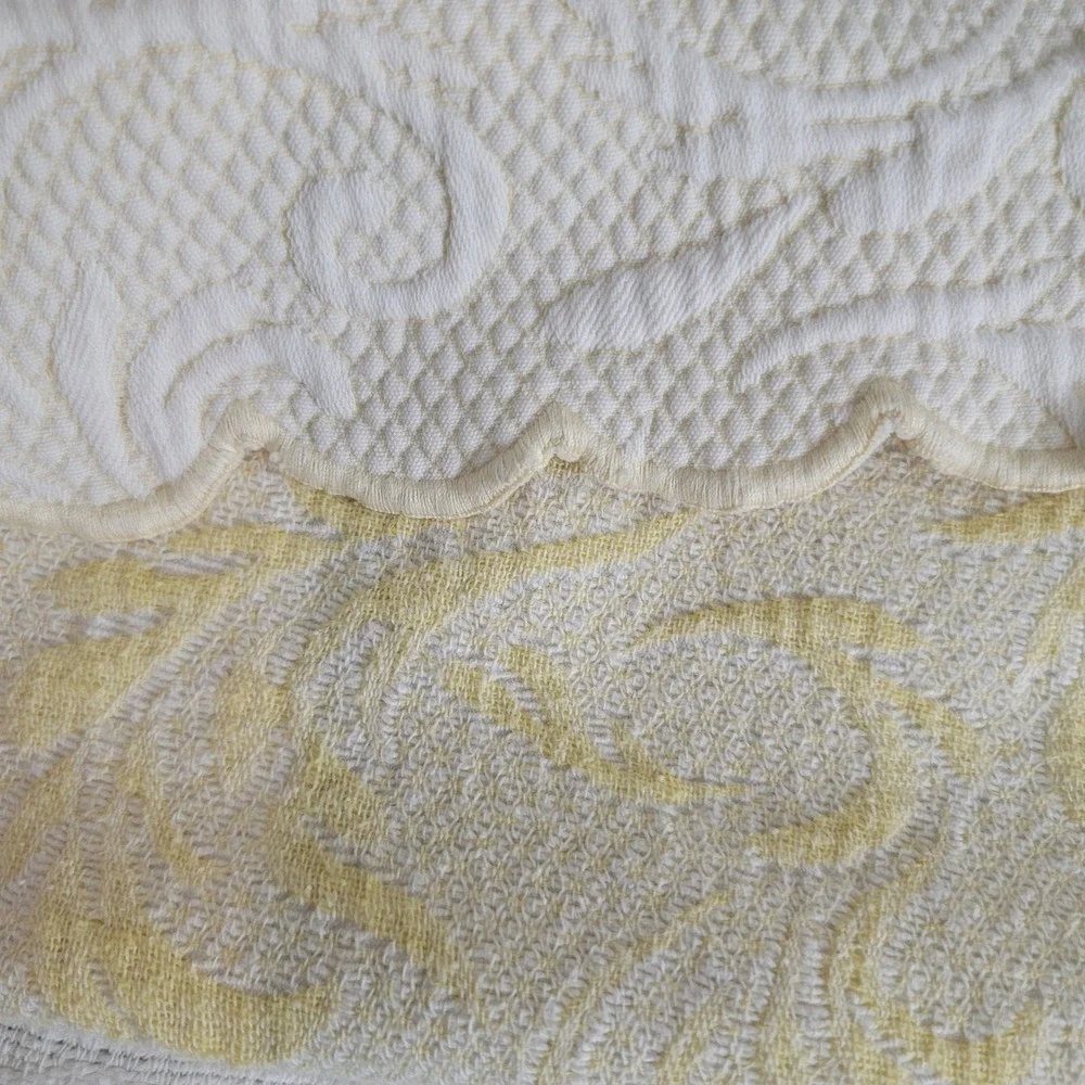 VTG Peacock Alley Bedspread Full‎ Matelasse White Yellow Portugal 100% Cotton